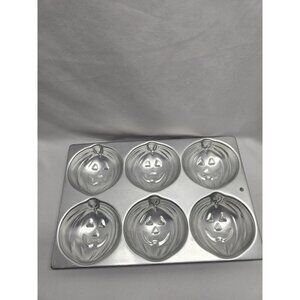 Wilton Vintage Halloween Pumpkin Cupcake Pan 1983 Cake Muffin Baking Mold